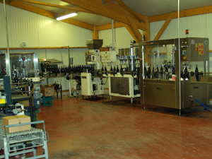 The wine bottling and label machine