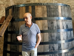 Winery tour gift experience with the winemaker in Burgundy