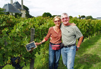 Wedding Anniversary Gift for wine lovers. Rent a vine Bordeaux, Burgundy, Chablis, Loire, Rhone, Alsace, in France. 